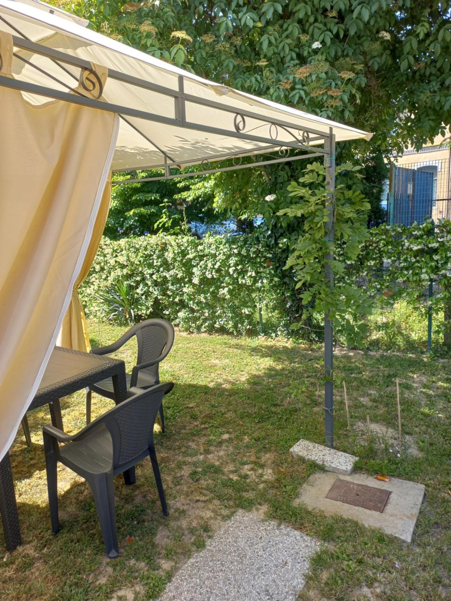 Appartamento Le Magnolie 2 Mestre Luaran gambar